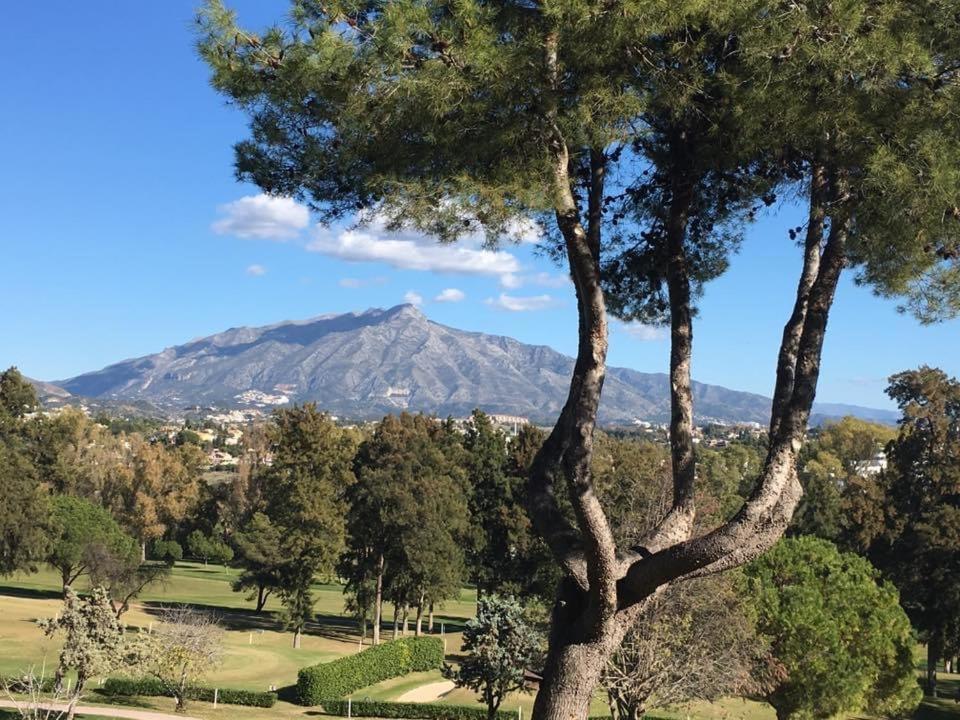 Habitacion Deluxe Con Bano Privado En Atalaya Apartagolf, Estepona Exteriér fotografie