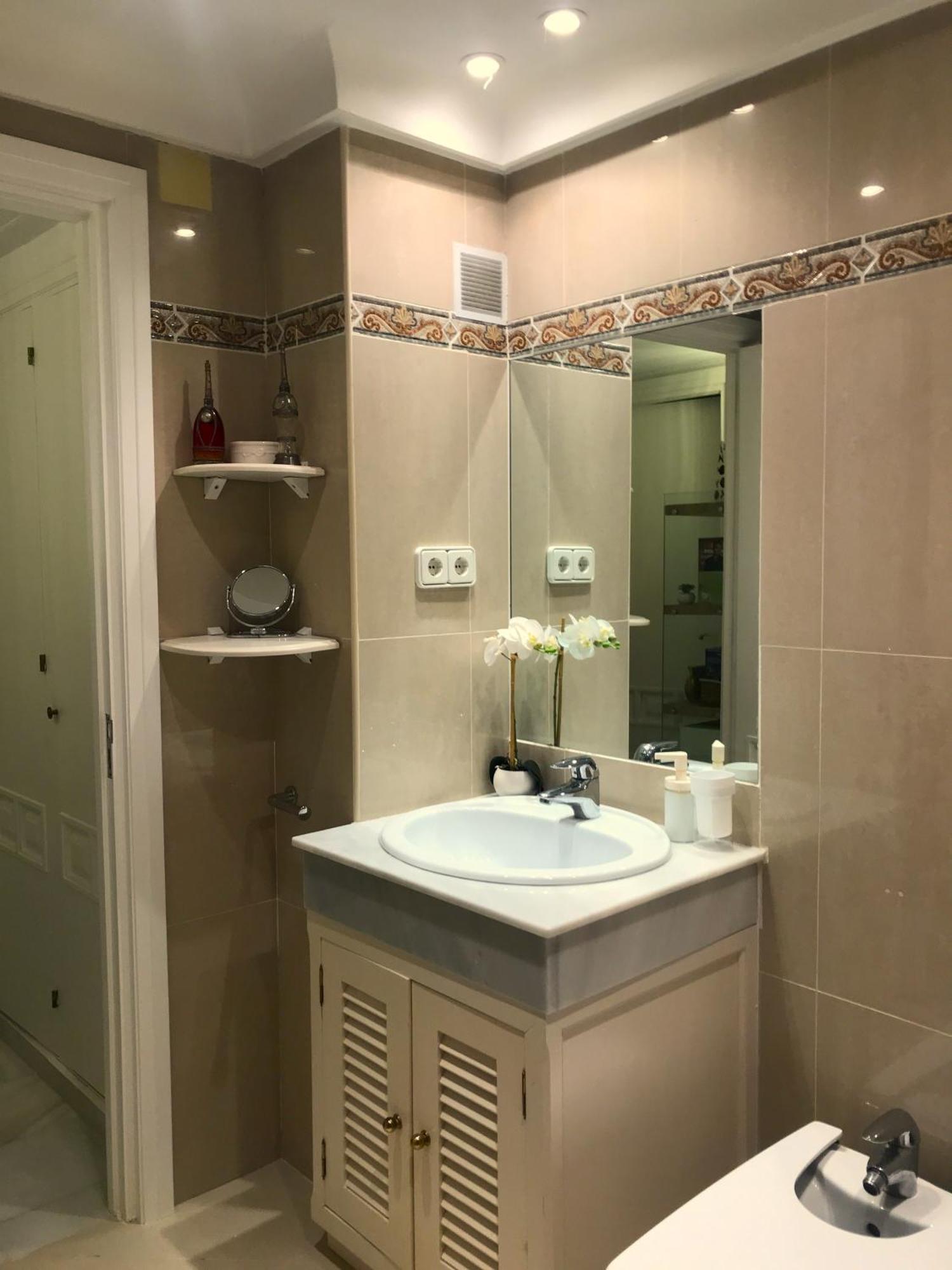 Habitacion Deluxe Con Bano Privado En Atalaya Apartagolf, Estepona Exteriér fotografie