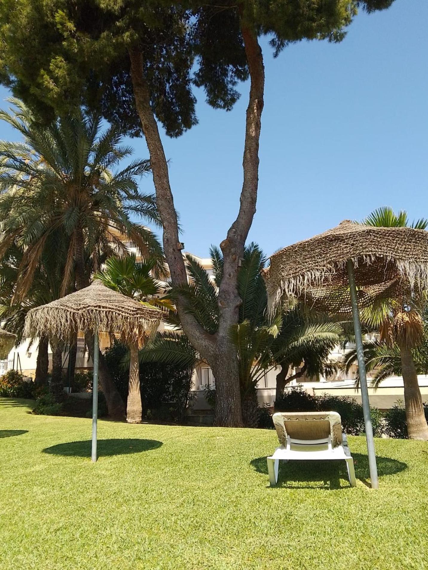 Habitacion Deluxe Con Bano Privado En Atalaya Apartagolf, Estepona Exteriér fotografie